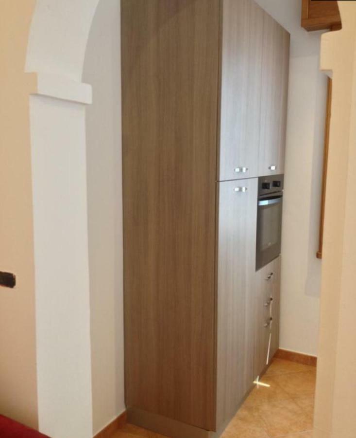 Apartment De Rosa เปโร ภายนอก รูปภาพ